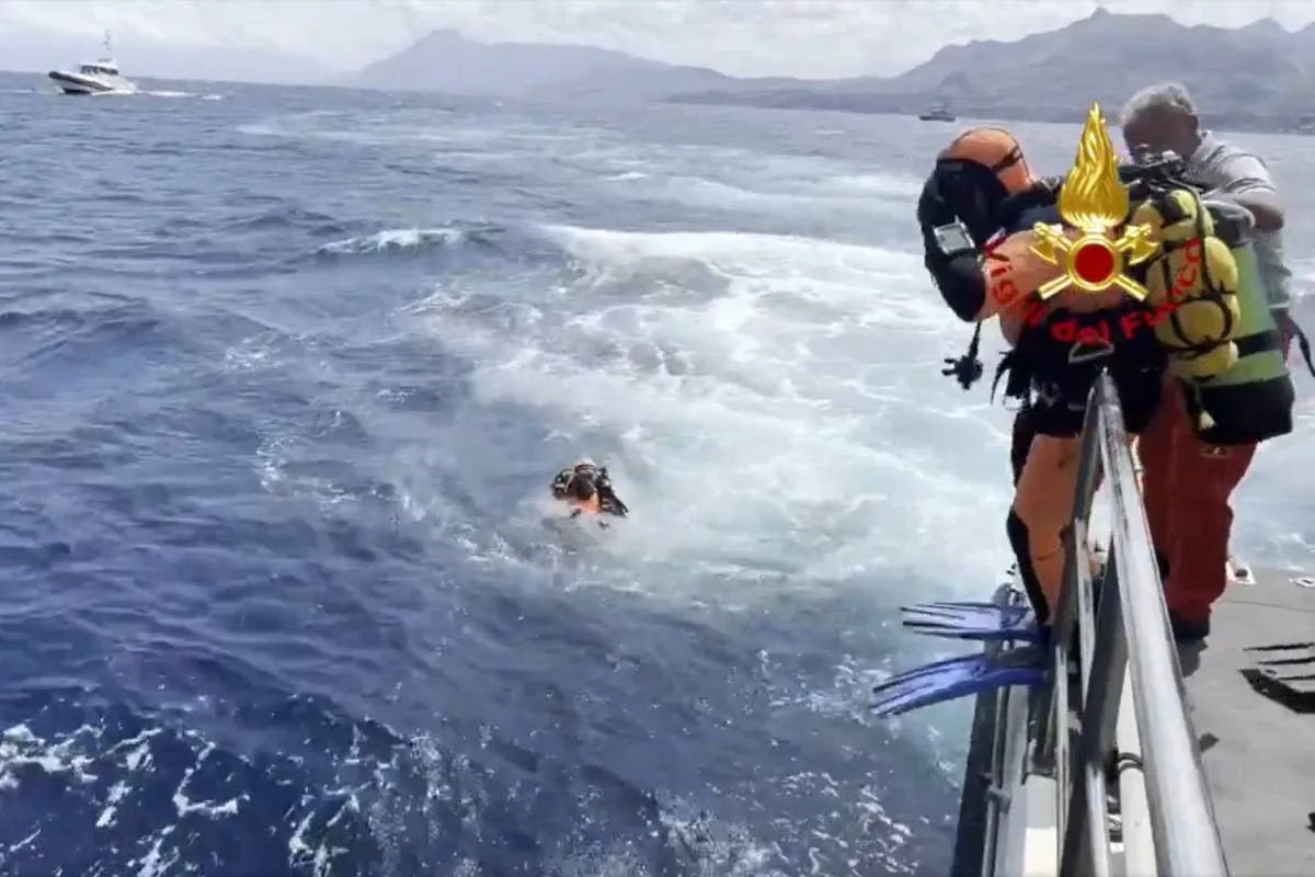 Bayesian yacht sinking image 1