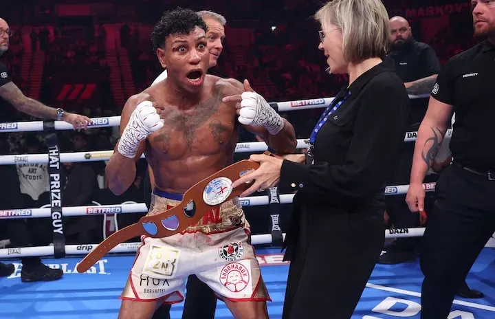 Bilal Fawaz Dominates Ryan Kelly in Title Defense image 1