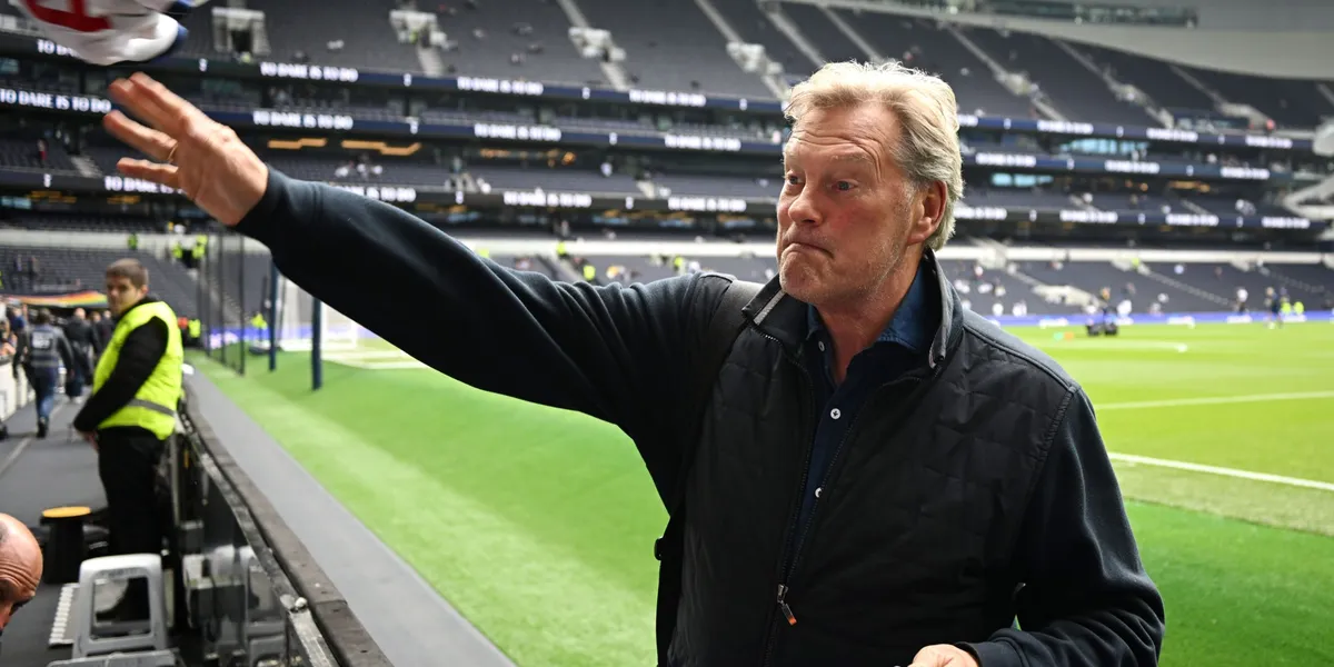 Glenn Hoddle’s Unexpected Offer to Manage Tottenham Hotspur