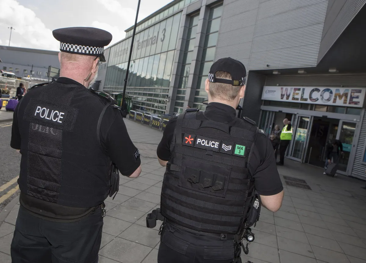 Greater Manchester Police Airport Pursuit image 1