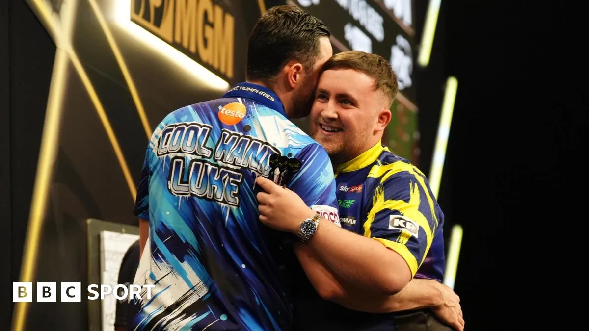 Luke littler premier league darts image 1