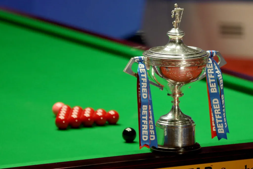Snooker final interrupted by spectator protest at the crucible image 1