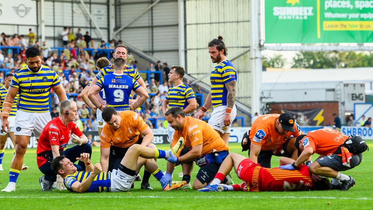Warrington Wolves overcome injuries to edge Catalans Dragons in Super League clash image 1