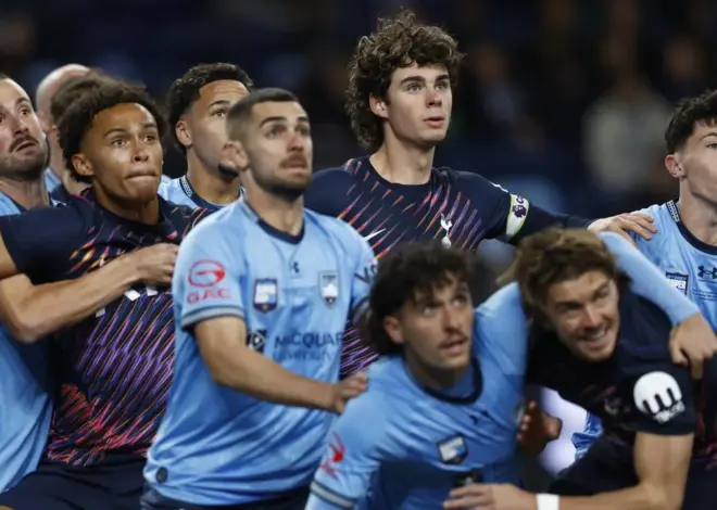 Sydney FC holds Tottenham to draw in friendly, Spurs win shootout image 1