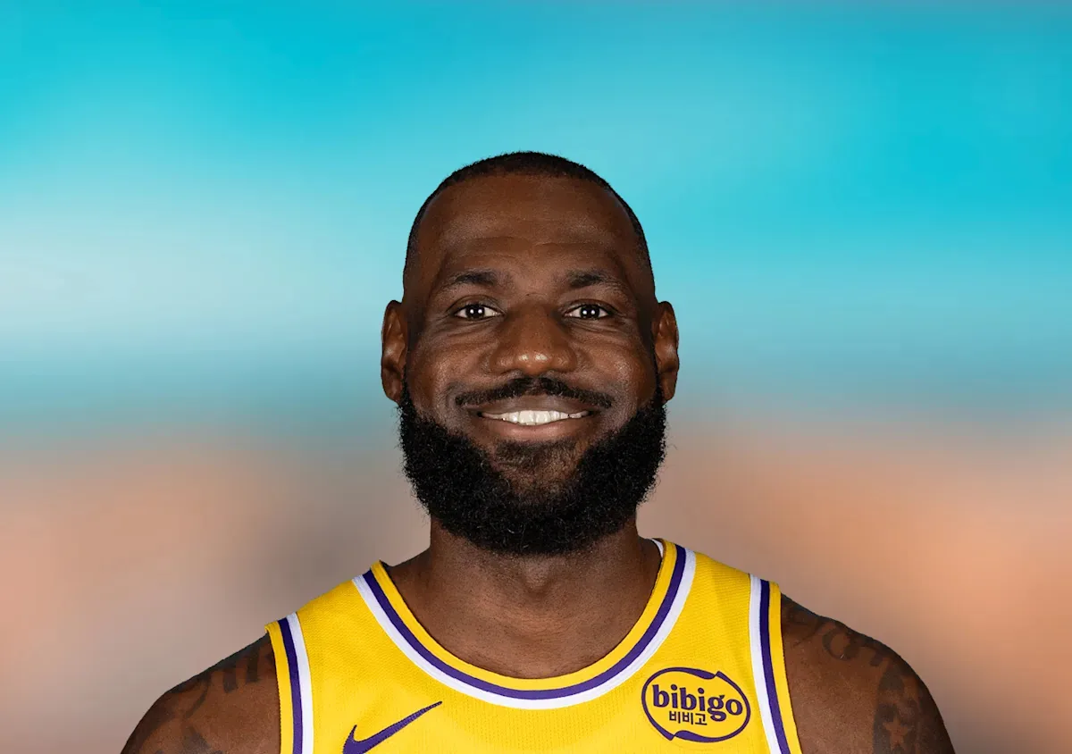 LeBron James thanks LA Lakers ahead of free agency exit image 1