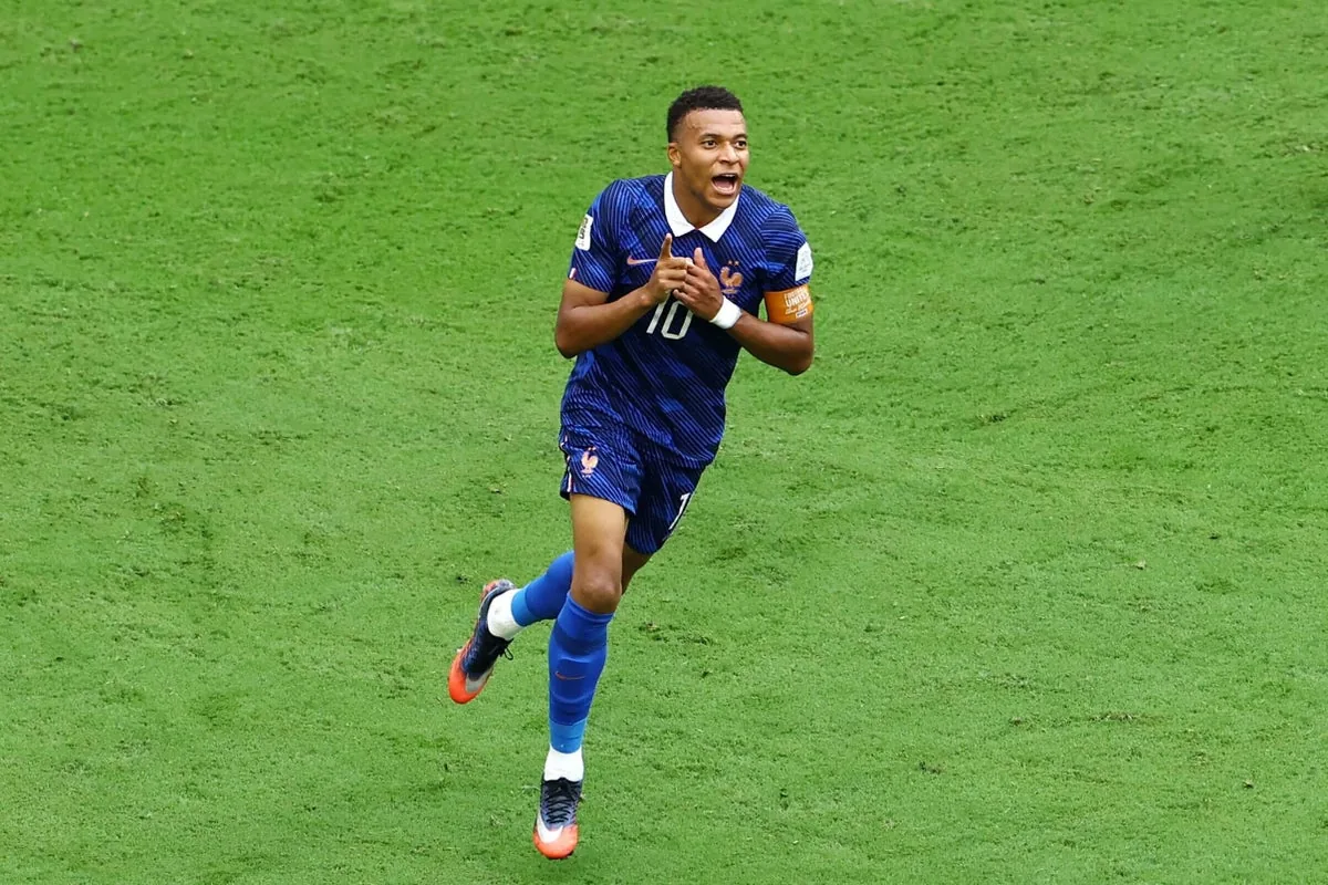 World Cup Golden Boot: Mbappe leads Messi in thrilling race