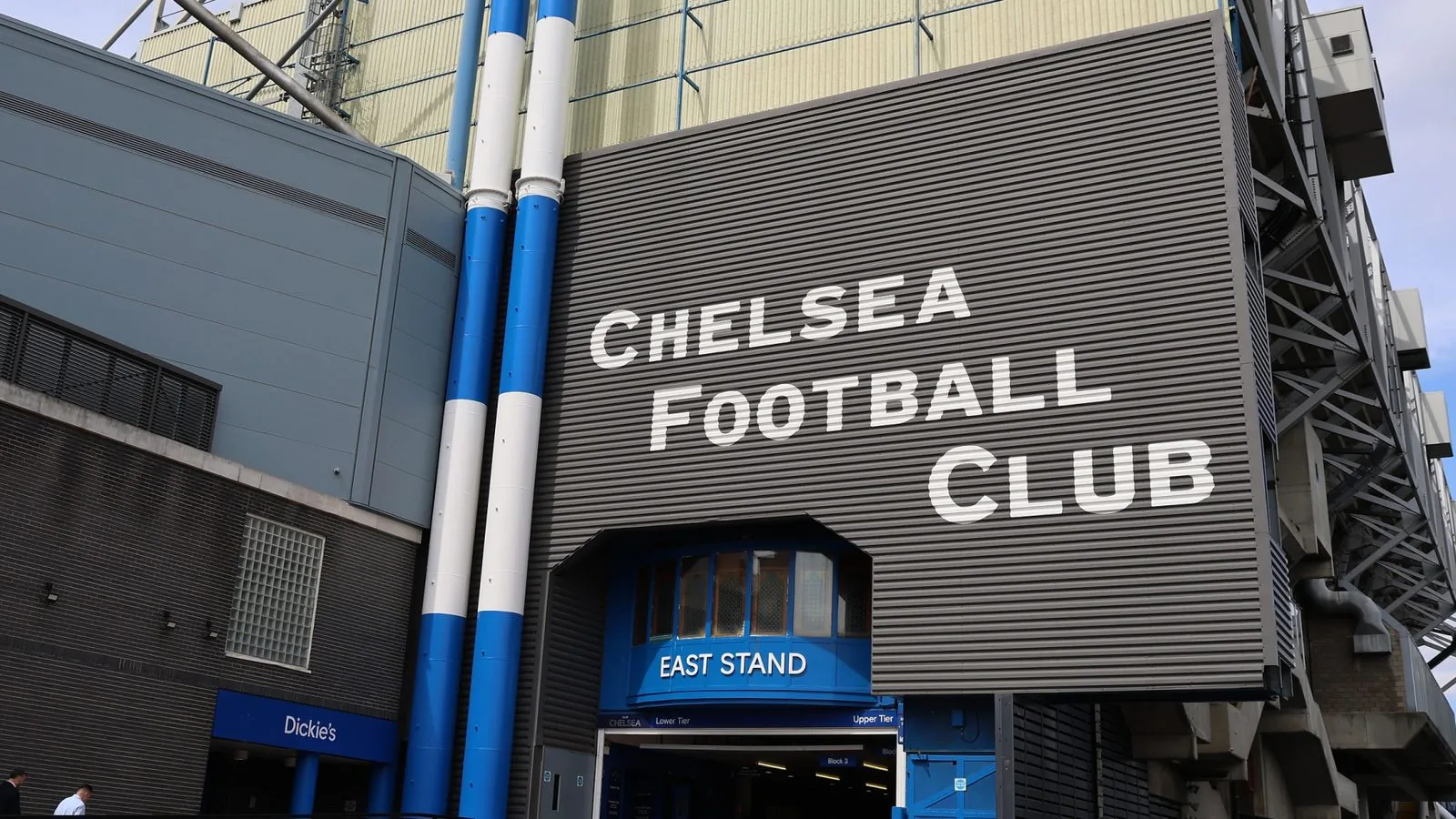 Chelsea fined £10m and given suspended transfer ban for agent rule breaches