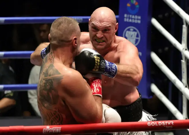 Tyson Fury secures TKO victory over Mariusz Wach in Thailand image 1