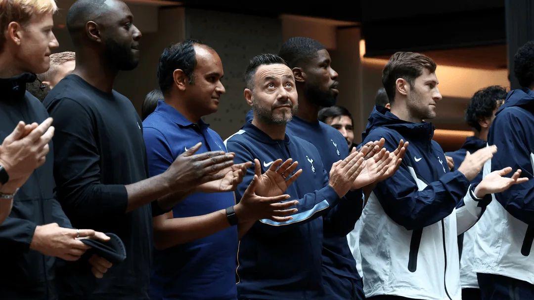 Tottenham manager De Zerbi states uncommitted players are free to leave image 1