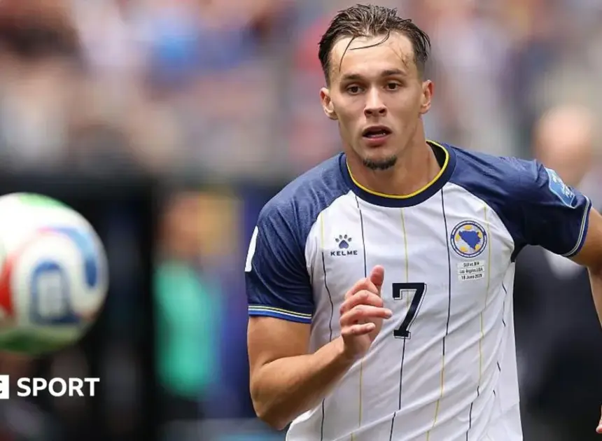 Newcastle secures Benfica defender Dedic on five-year deal