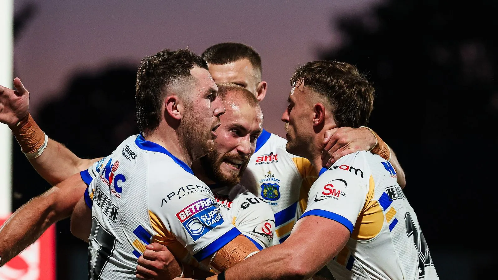 Leeds Rhinos secure late comeback win against Wakefield Trinity image 1