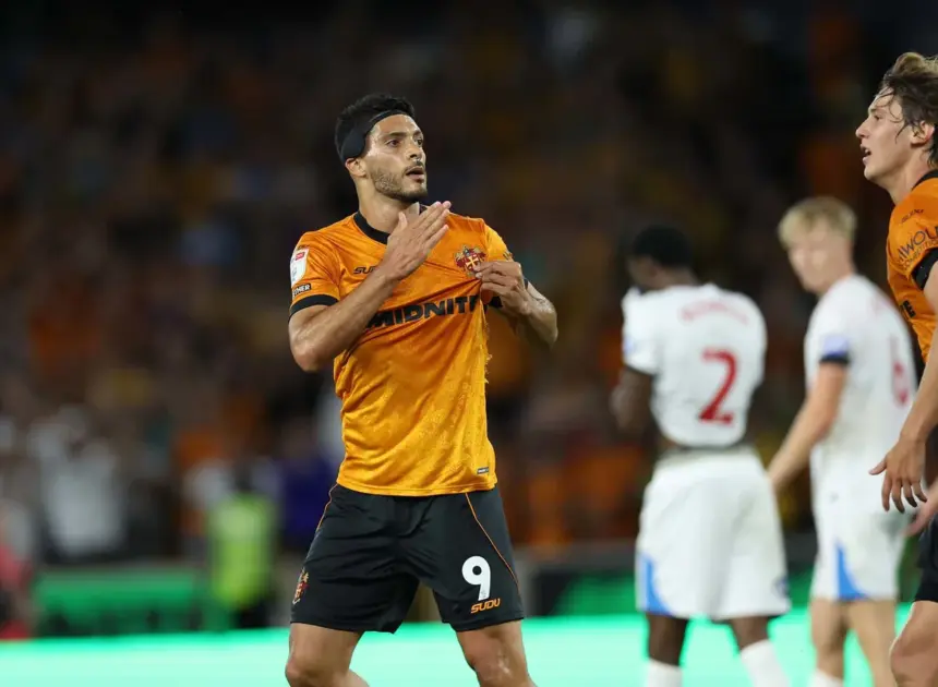 Wolverhampton Wanderers secure late draw against Blackburn Rovers in Championship opener image 1