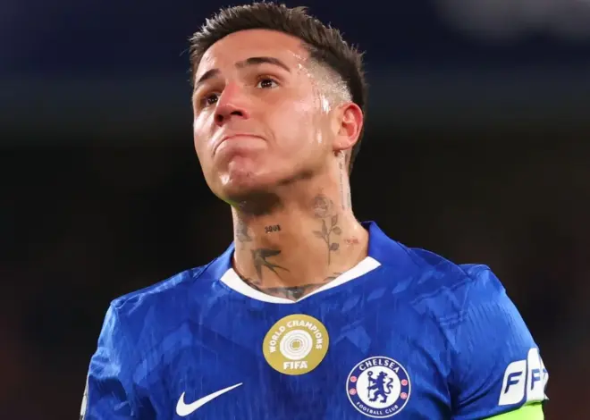Chelsea set deadline for Manchester City offers for Enzo Fernandez image 1