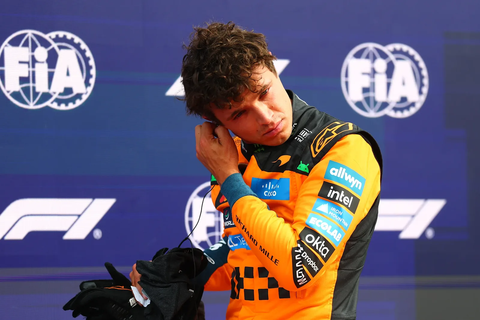 George Russell takes Dutch GP Sprint pole as Antonelli and Hamilton qualify outside top four image 1